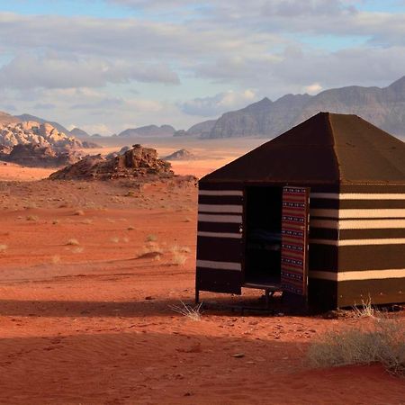 Wadi Rum Backpacker Camp Екстер'єр фото
